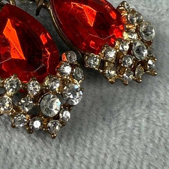 Vintage Gold-Tone Drop Pierced Earrings Red Teardrop Faux Gemstone Rhinestones - Picture 16 of 16